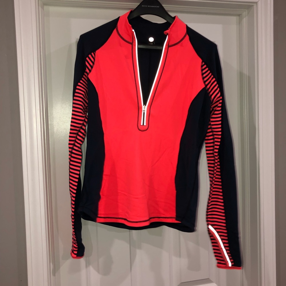Rare Lululemon REVERSIBLE half Zip Up